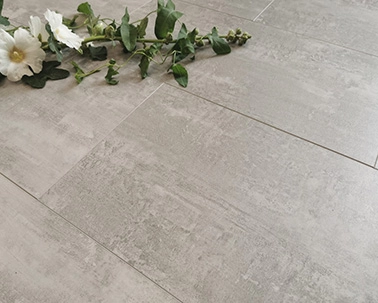 Фото SPC Ламината Stone Floor Плитка Тёмно-серая арт. 8875707 НР